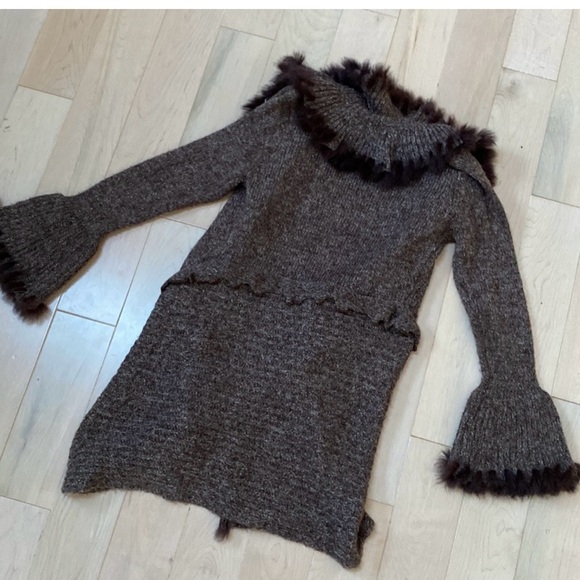 Tempo Paris Brown Rabbit Fur Trim Long Snap Sweater Coat s M/L worn once Cute! - Picture 4 of 9